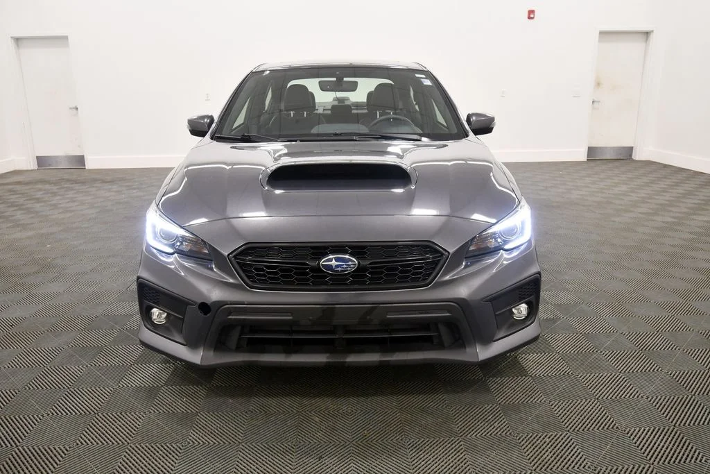 Used 2020 Gray Subaru Limited image 11
