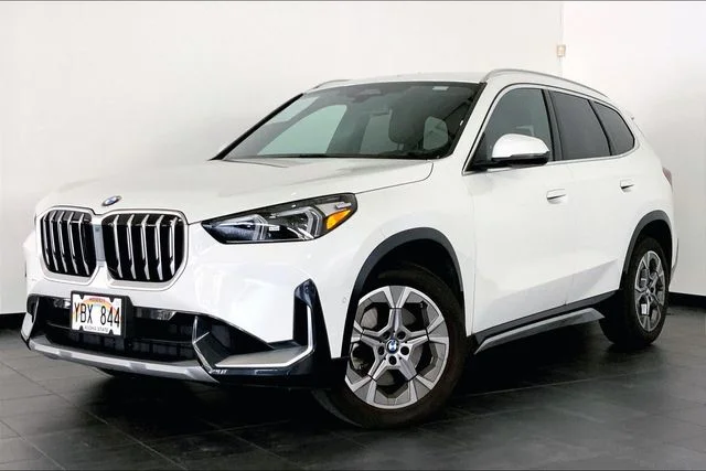 2025 BMW X1 xDrive28i's photo