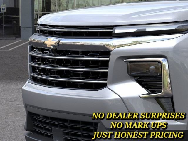 2025 Chevrolet Traverse LT - Photo 13