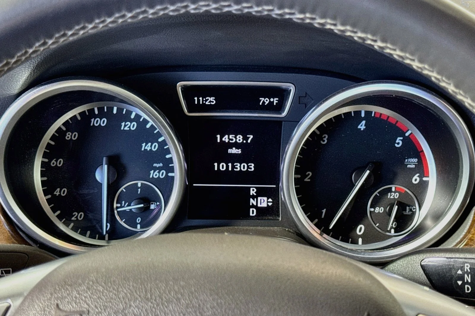 Used 2012 Steel Grey Metallic Mercedes-Benz ML 350 BlueTEC® image 12