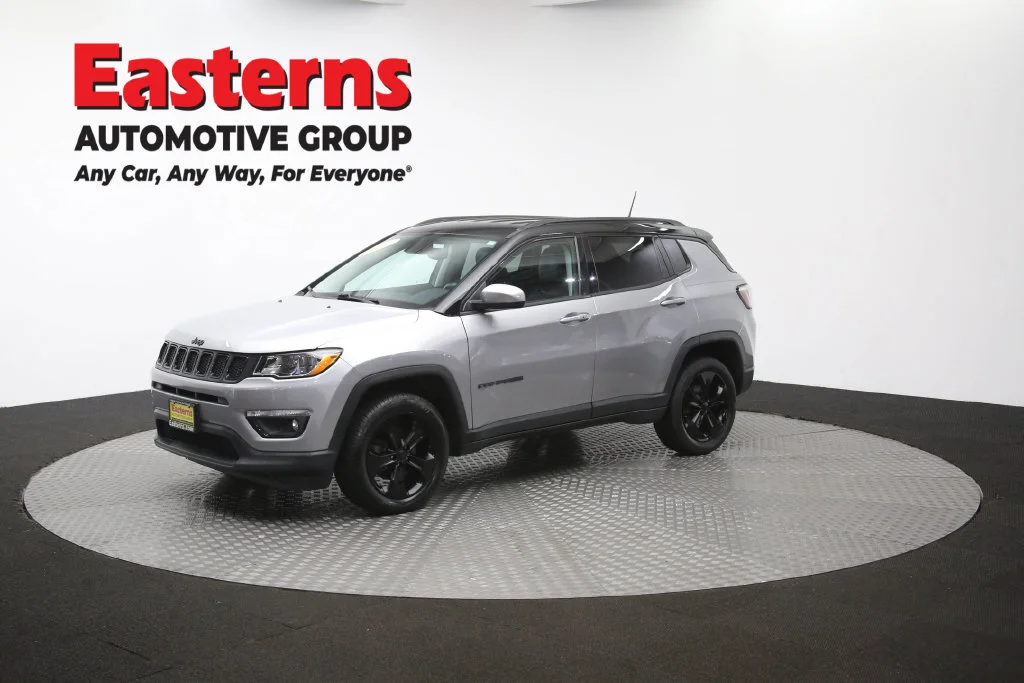 Used 2020 Silver Jeep Latitude image 57
