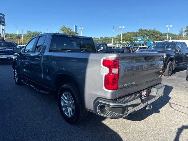 Used 2020 Gray Chevrolet LT image 4