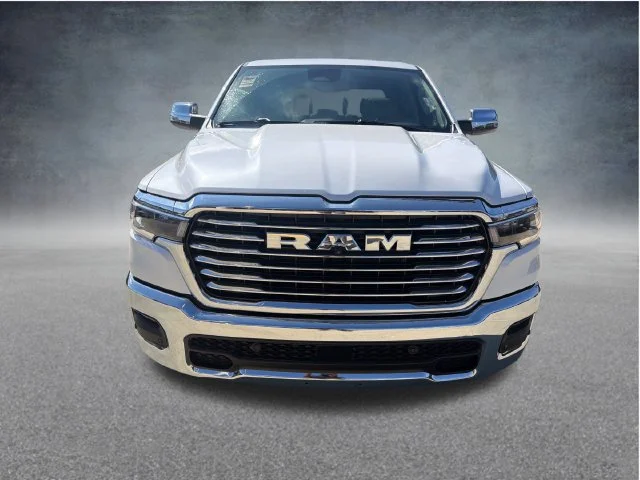 New 2027 Ivory White Tri-Coat Pearl-Coat Exterior Paint RAM Laramie image 2