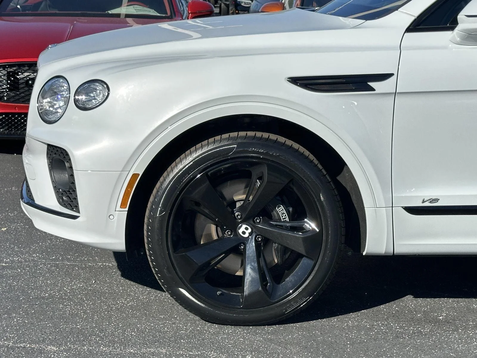 Used 2021 Ghost White Pearlescent Bentley V8 image 50