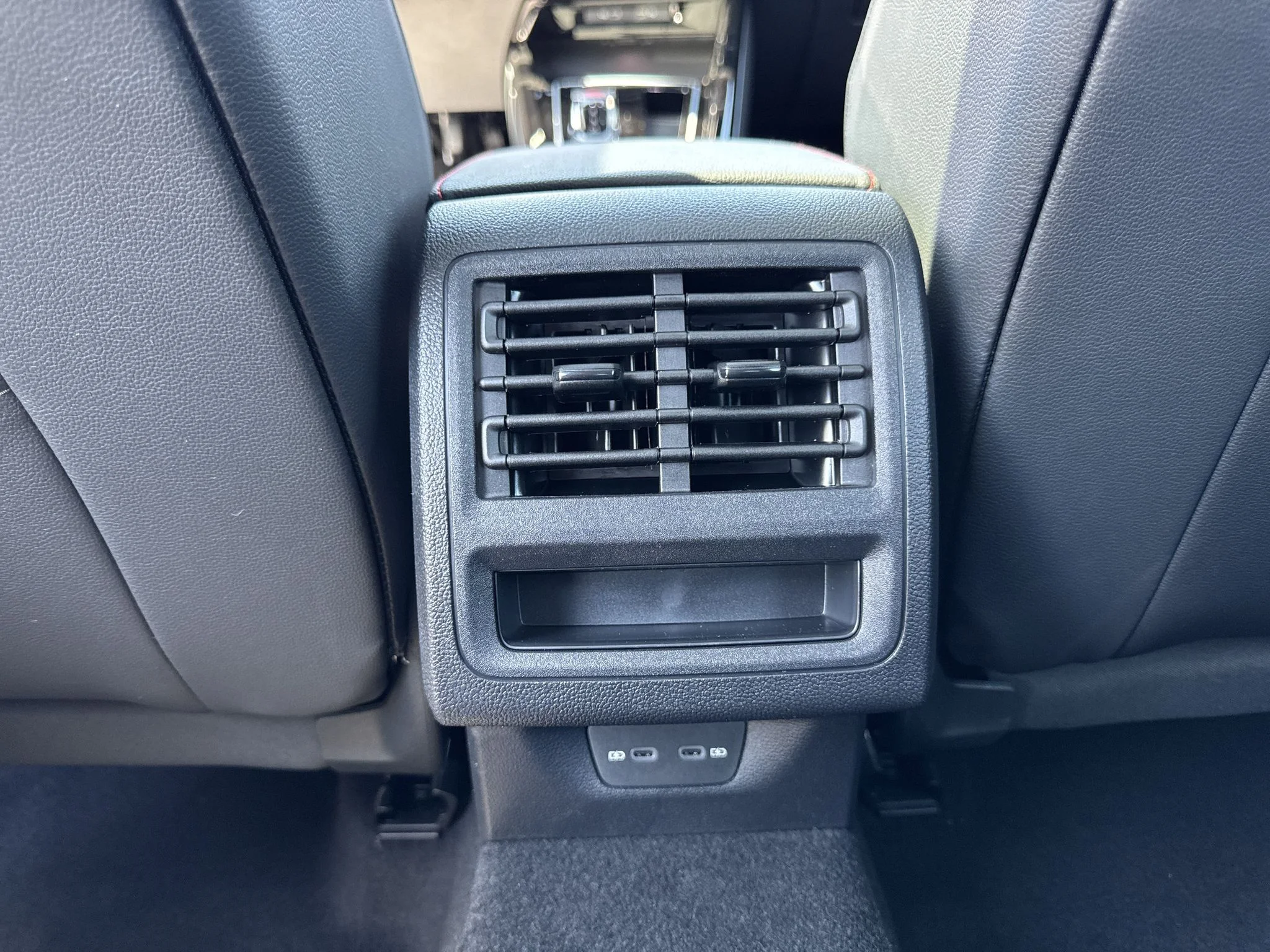 New 2026 Moonstone Gray Volkswagen SE image 30
