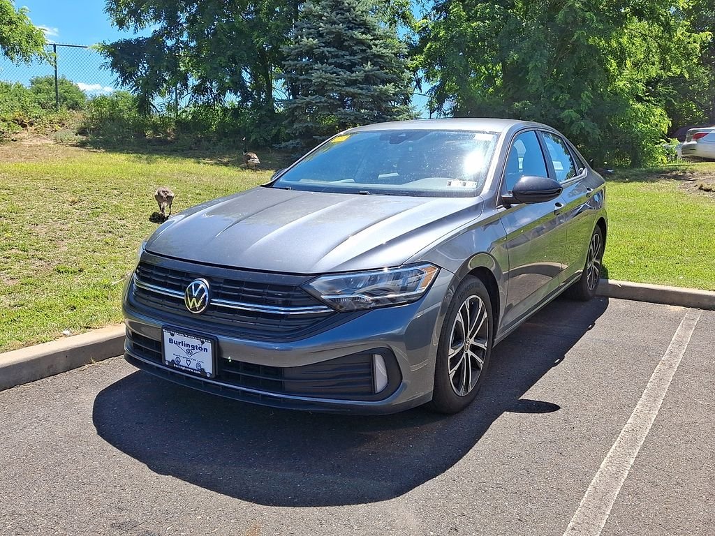Certified Used 2024 Gray Volkswagen 1.5T Sport image 4
