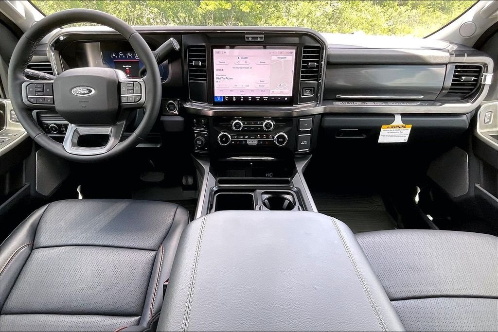 New 2026 Ford Super Duty F-250 Lariat 4D Crew Cab
