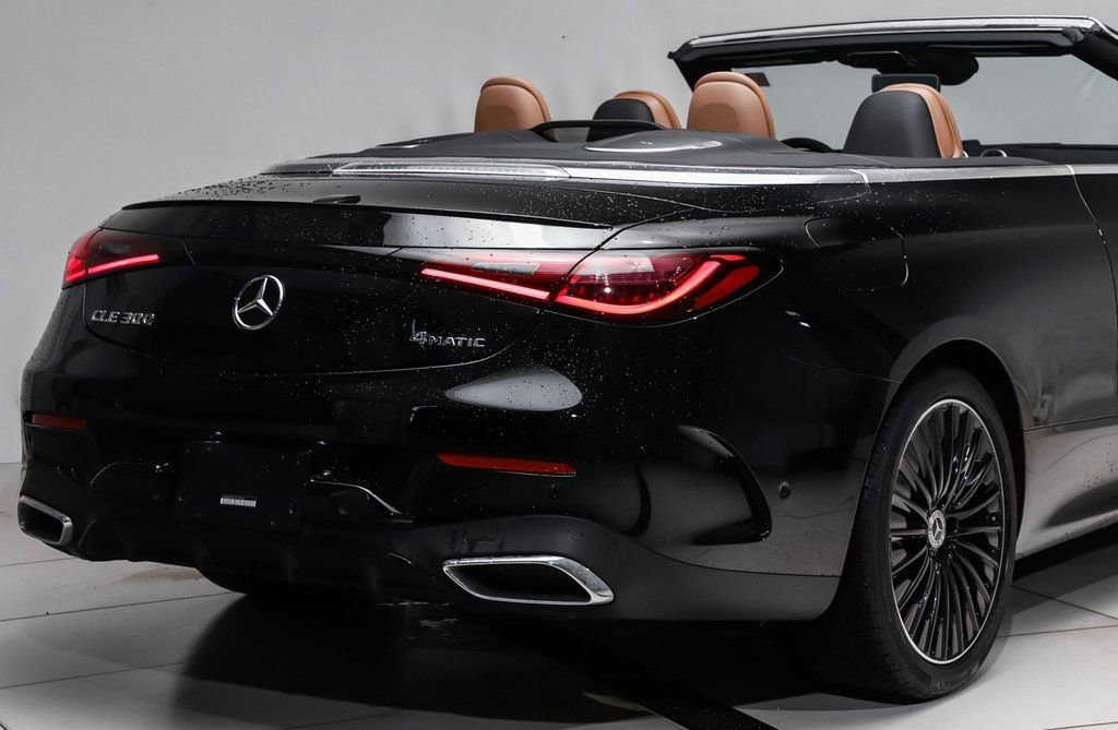 New 2026 Black Mercedes-Benz CLE 300 image 15