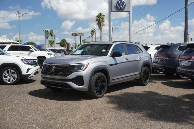 2026 Volkswagen Atlas Cross Sport SEL R-LINE