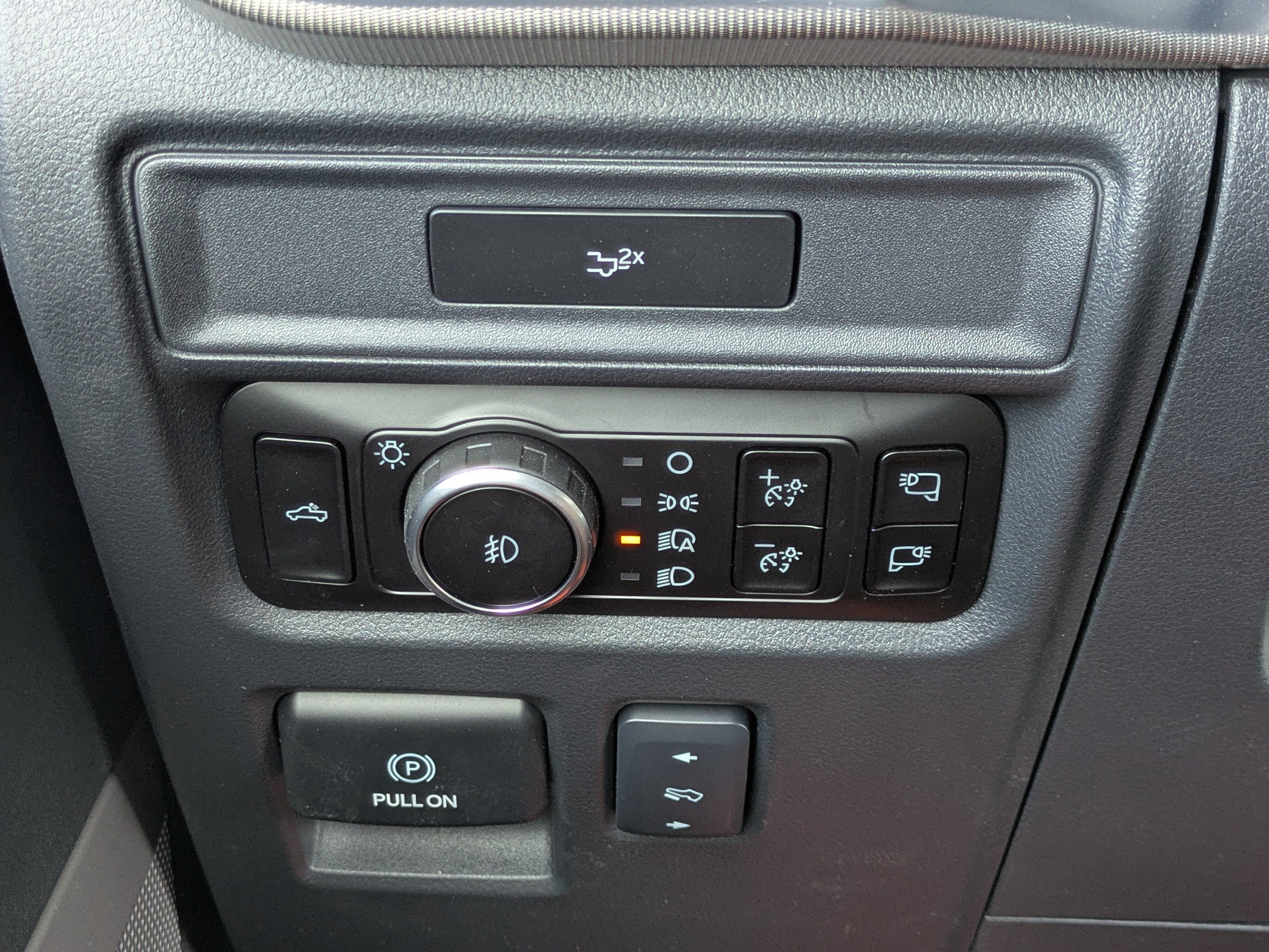 Used 2026 White Ford LARIAT image 21