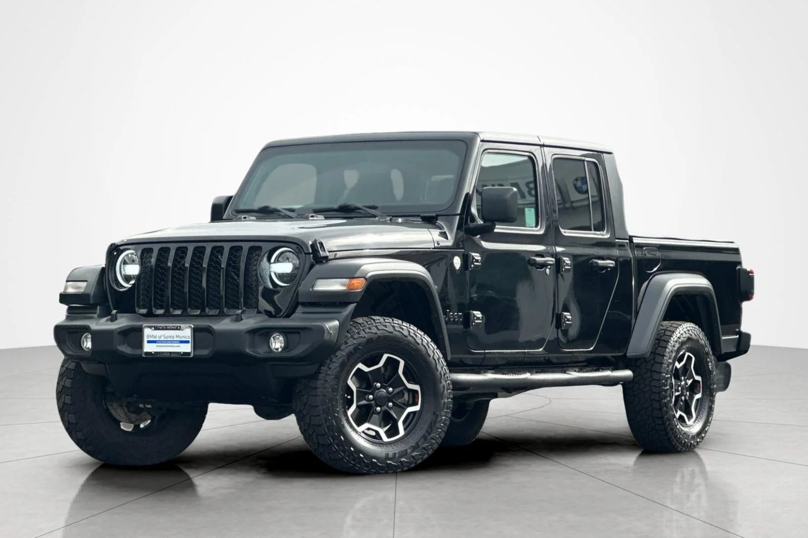 Used 2020 BLACK Jeep Sport S image 1