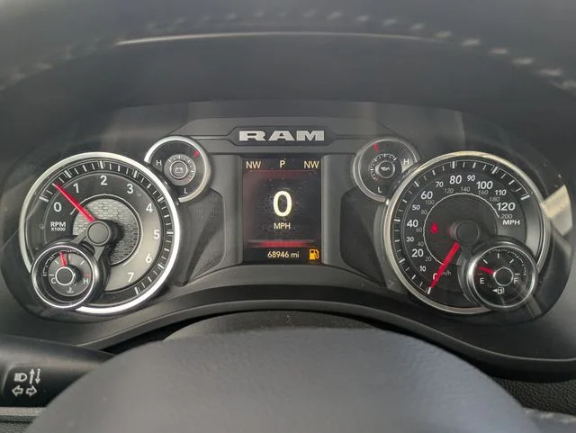 Used 2020 Blue Ram Big Horn/Lone Star image 14
