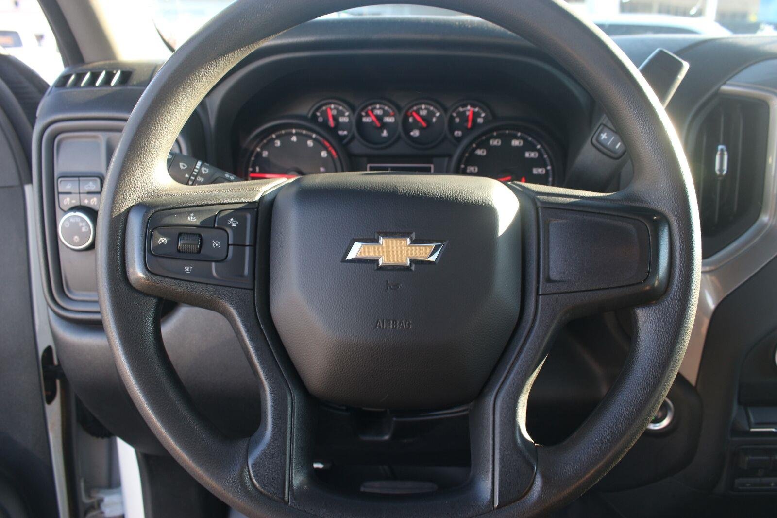 Used 2025 Summit White Chevrolet WT image 19