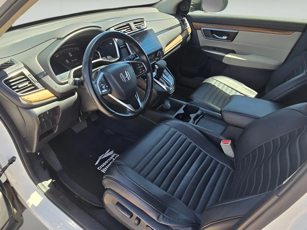 Used 2018 White Diamond Pearl Honda EX image 16
