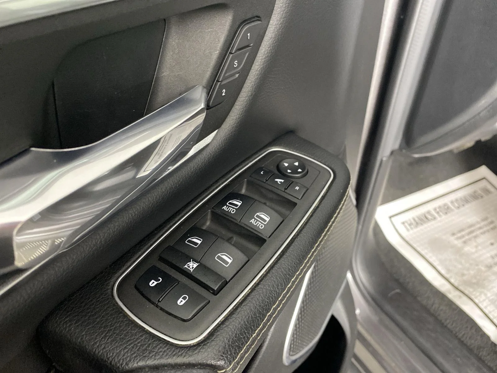 Used 2023 Granite Crystal Metallic Clearcoat Ram Laramie image 18