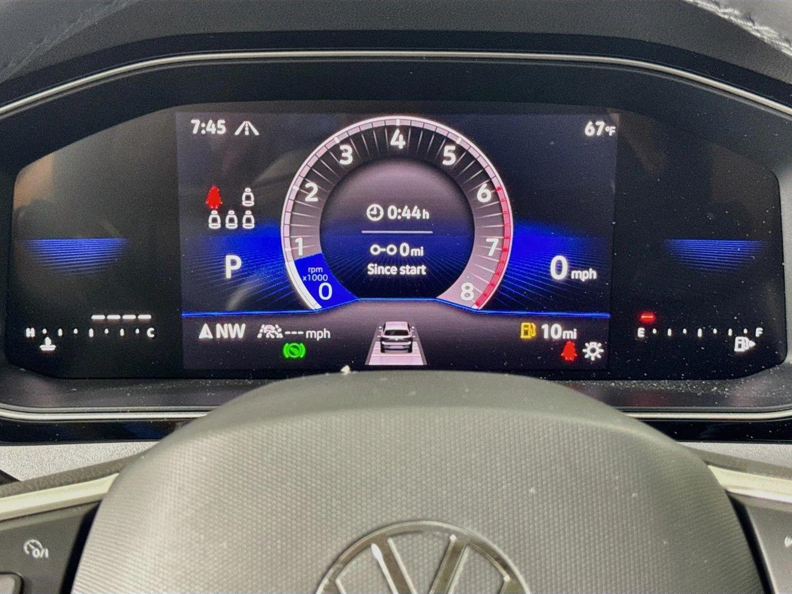 New 2027 GRAY Volkswagen SE image 12