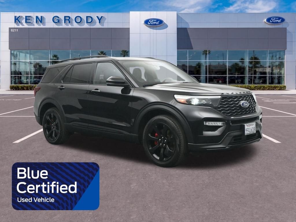 2023 Ford Explorer ST 4WD's photo