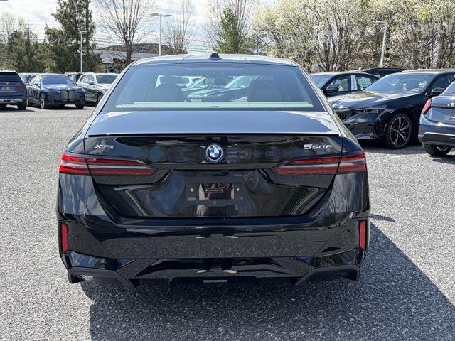 New 2026 Black Sapphire Metallic BMW 550e xDrive image 6