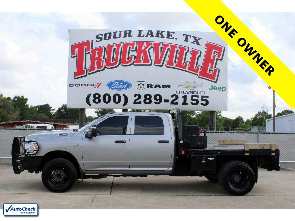 2023 RAM 3500 Tradesman 4X4 Crew Cab LWB's photo