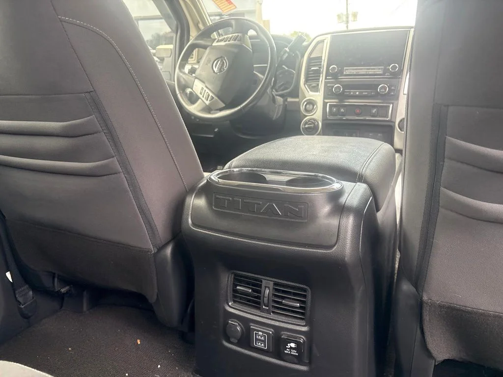 Used 2021 Blue Nissan SV image 13