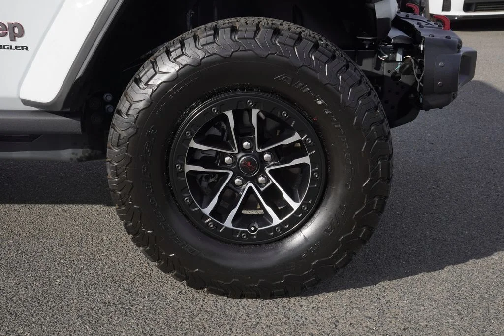 Used 2026 White Jeep Rubicon X image 9