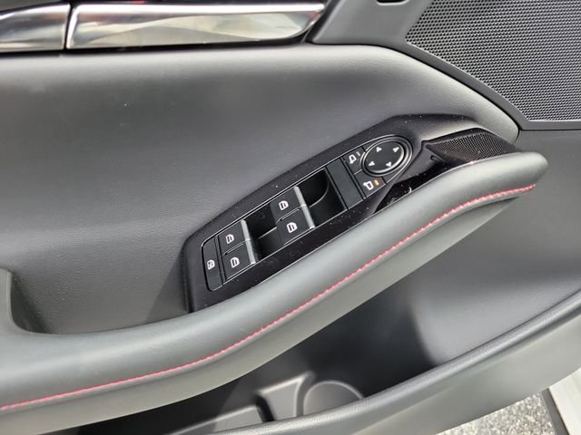 New 2026 Snowflake White Pearl Mazda 2.5 S Carbon Edition AWD image 19