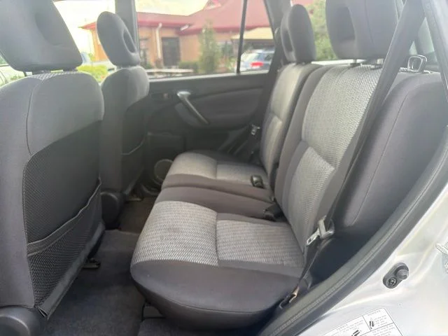 Used 2004 Gray Toyota Base image 16