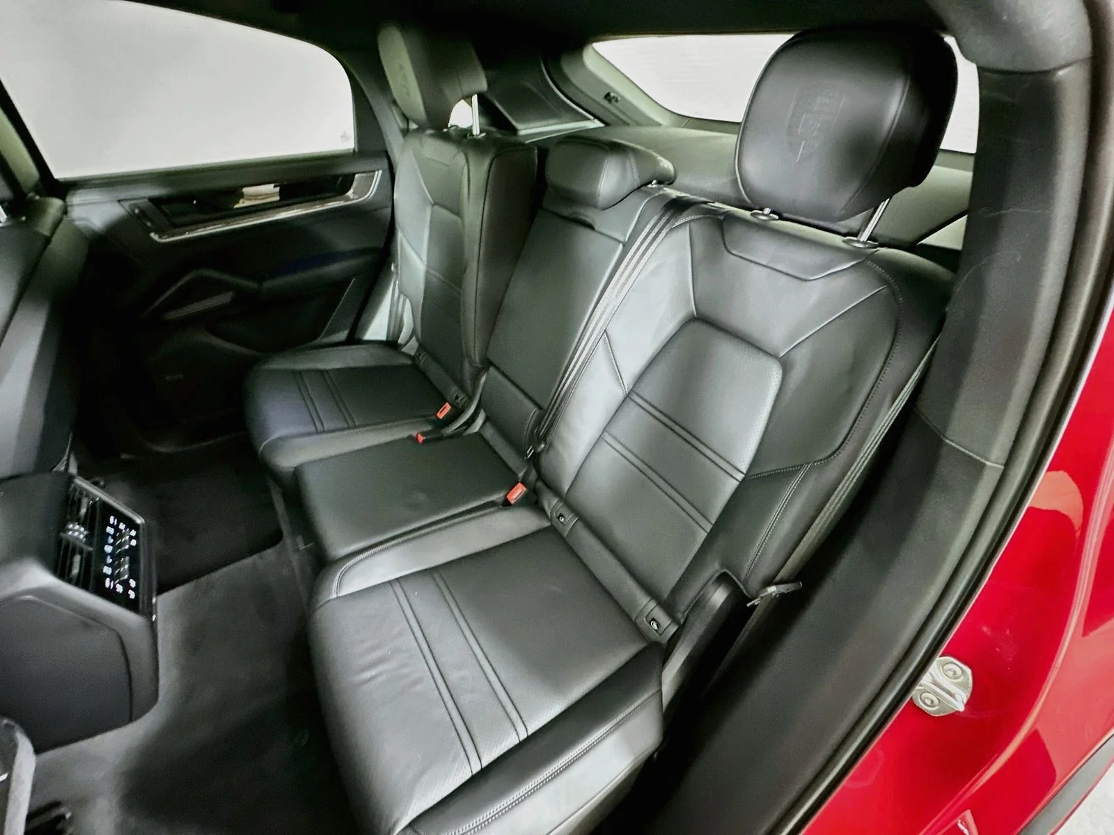 Used 2026  Porsche  image 35
