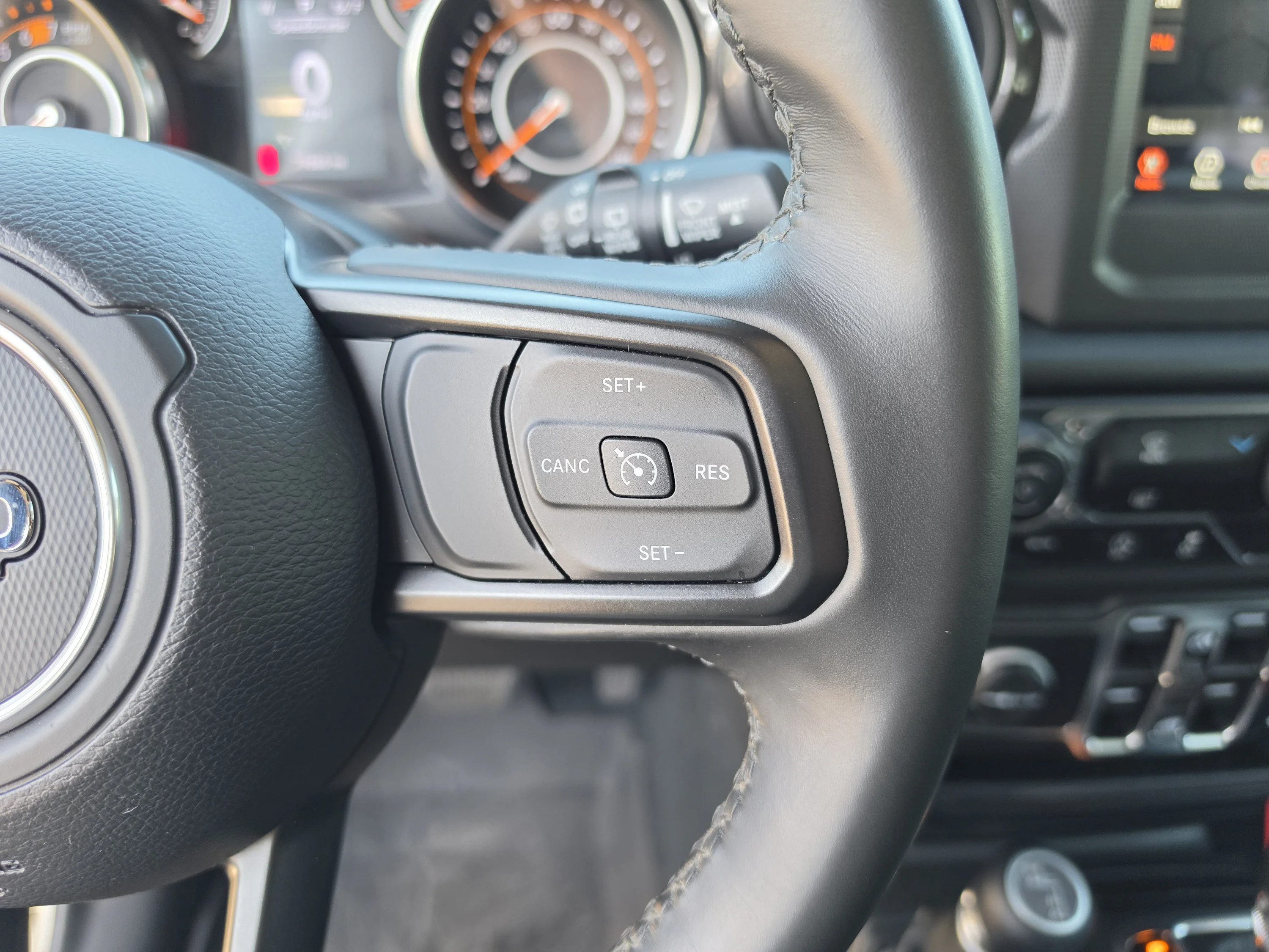 Used 2022 Limited Edition Gobi Clearcoat Jeep Unlimited Sport Altitude image 32