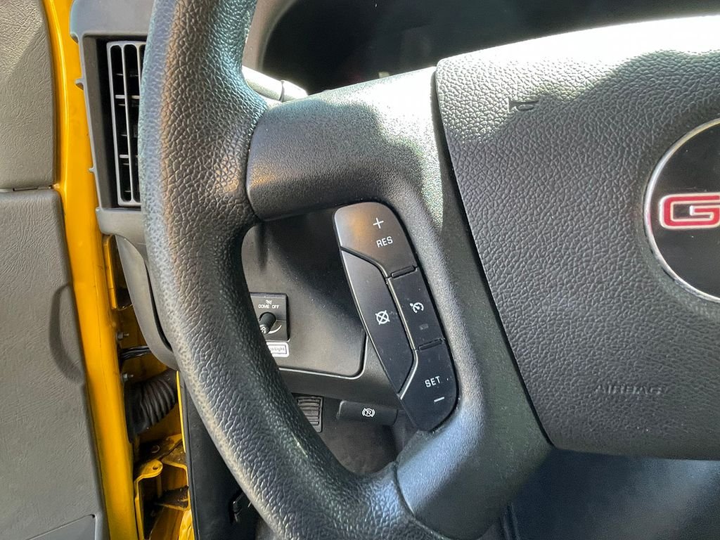 Used 2021  GMC Work Van image 34