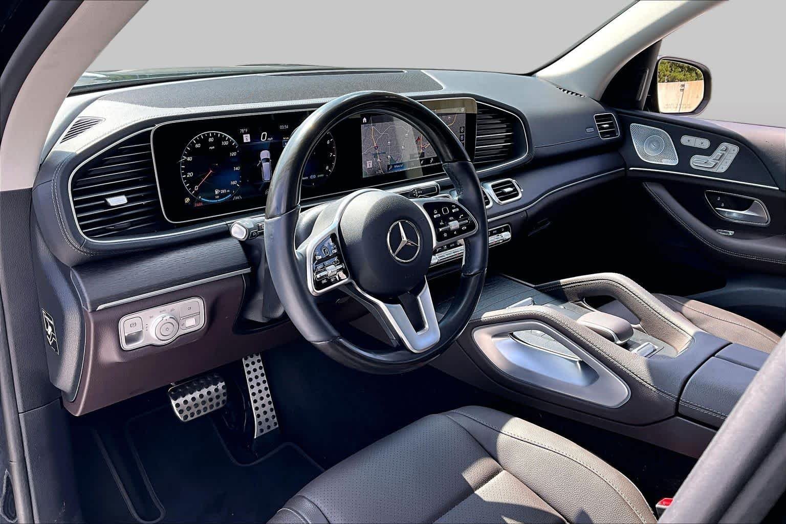 Used 2023 Obsidian Black Metallic Mercedes-Benz GLS 450 image 18