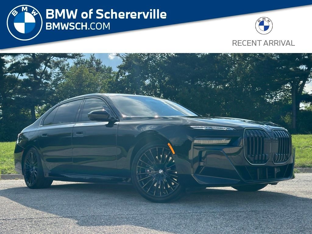 Used 2025 Black BMW 760i xDrive image 1