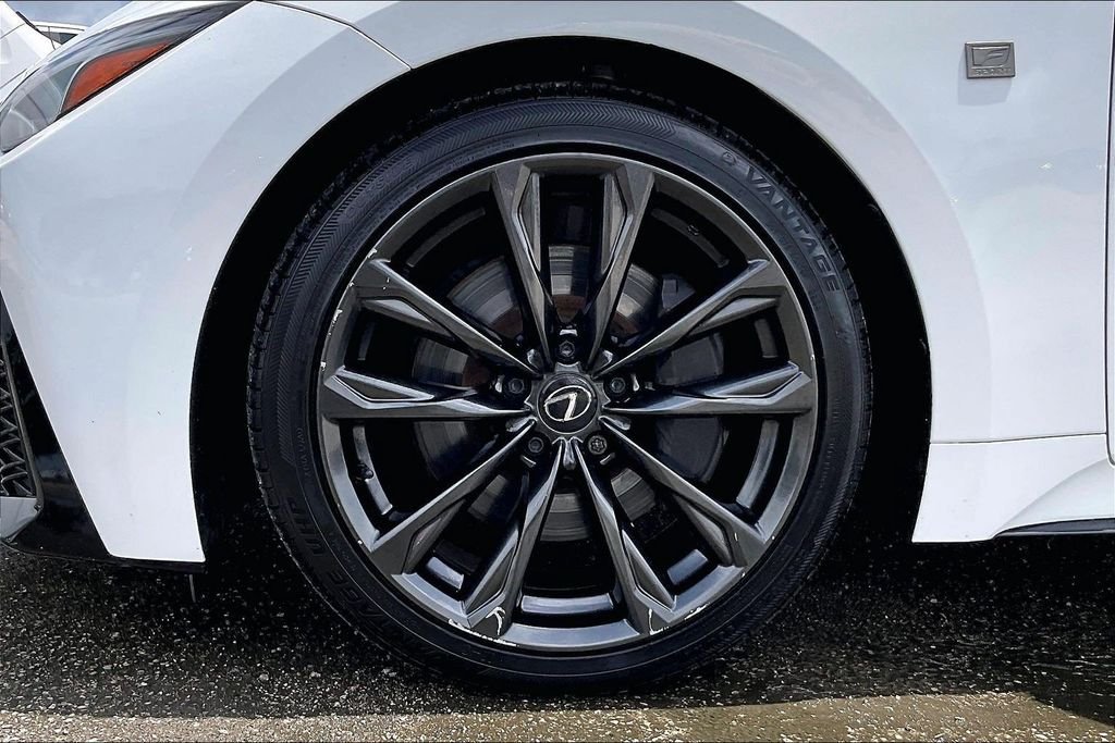 Used 2024 White Lexus 300 image 35
