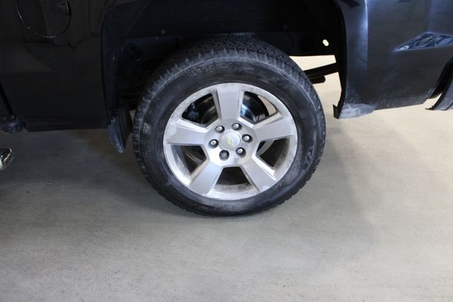 Used 2014 Black Chevrolet LT image 29