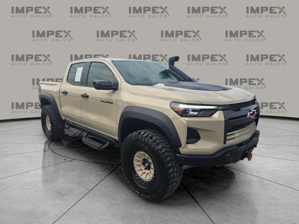 Used 2024 Beige Chevrolet ZR2 image 7