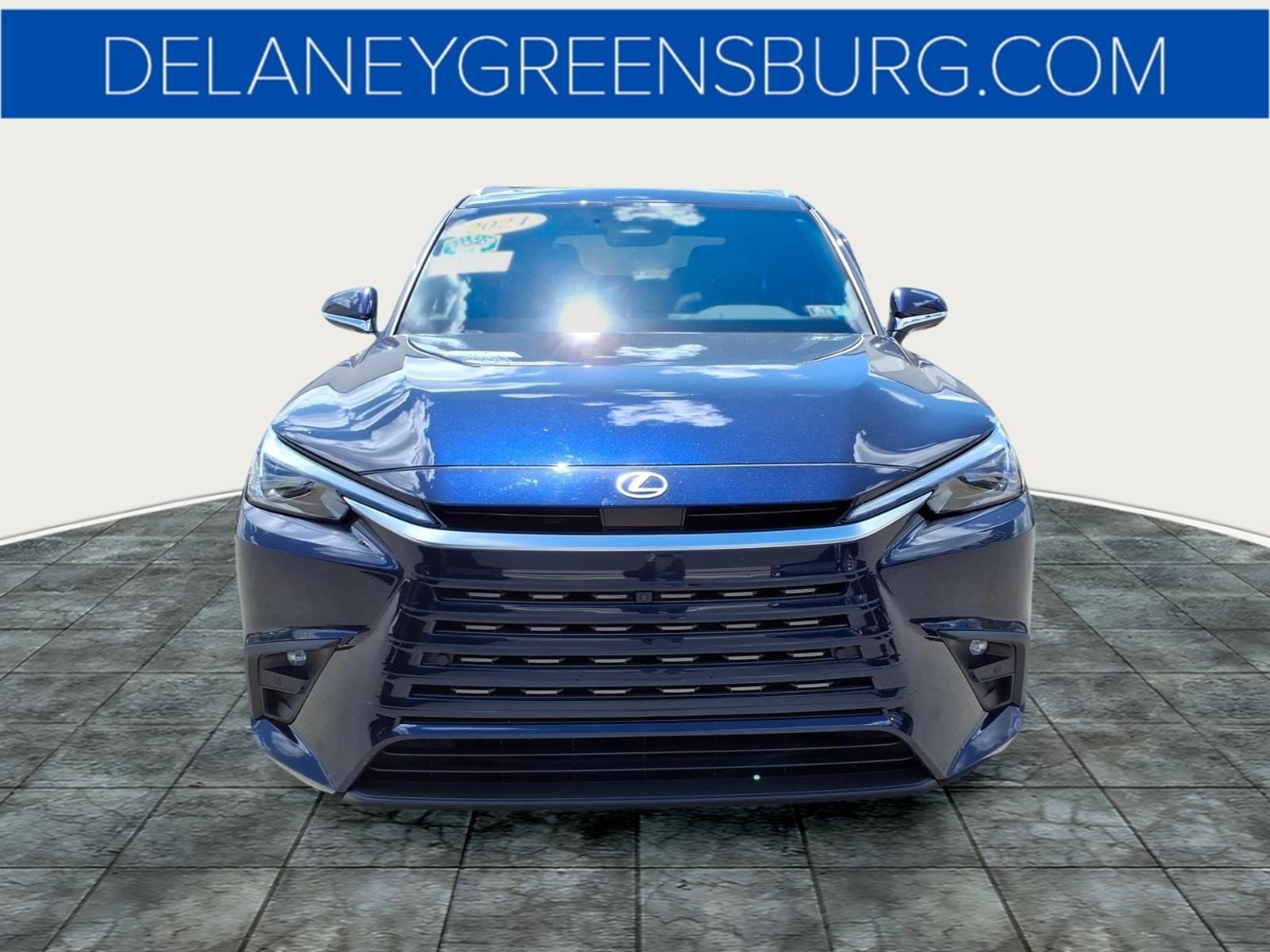 Used 2024 Nightfall Mica 8x5 Lexus Premium image 8