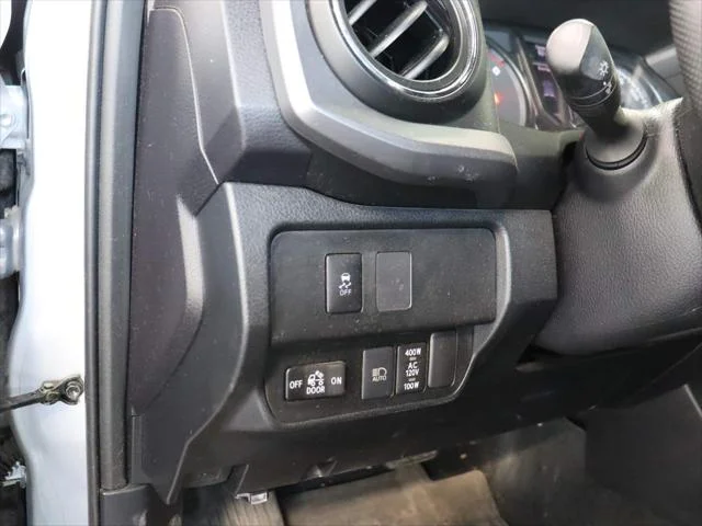 2021 Toyota Tacoma TRD Sport - Photo 12