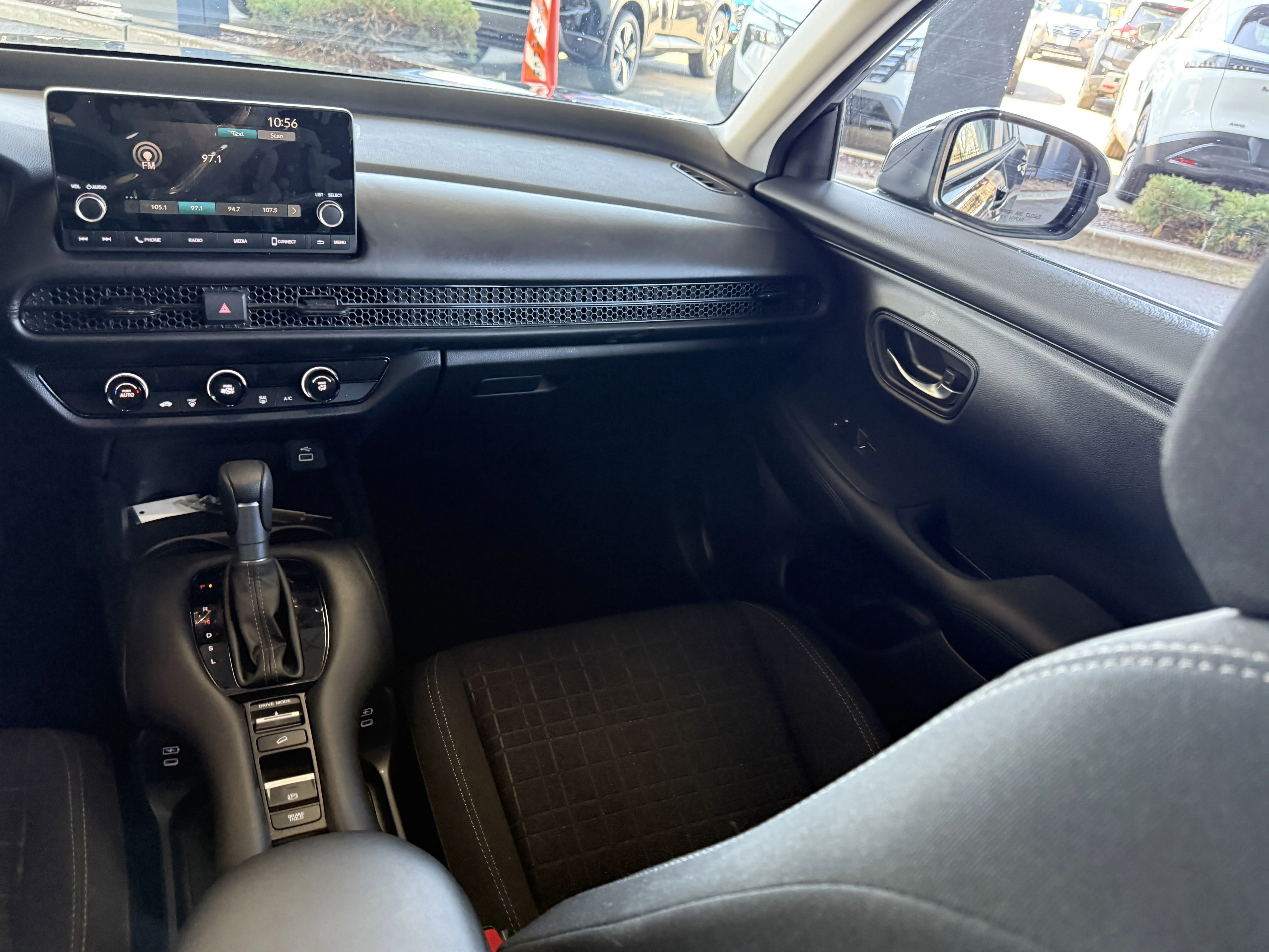 2024 Honda HR-V LX - Photo 14