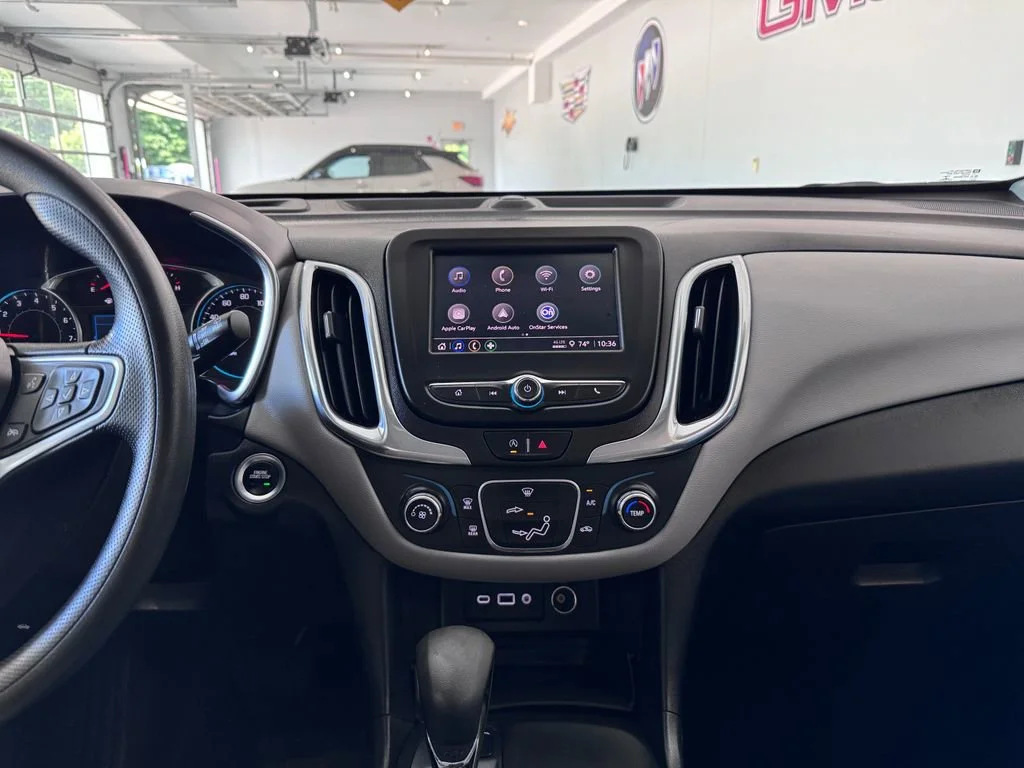 2022 Chevrolet Equinox LS - Photo 17