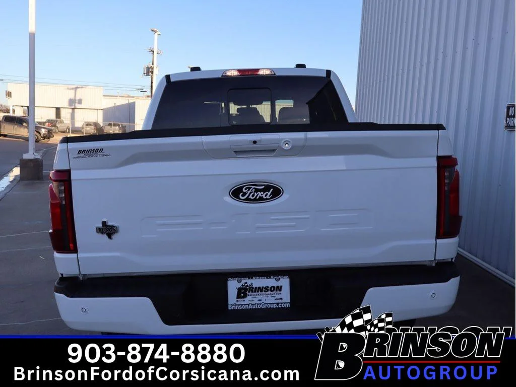 New 2026 Oxford White Ford XLT image 4