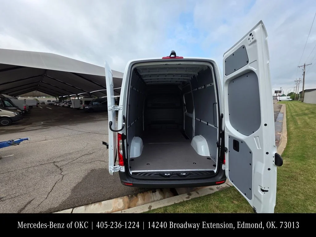 New 2026 White Mercedes-Benz Cargo 144 WB image 5