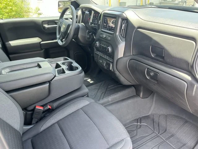 Used 2024 Black Chevrolet Custom image 17