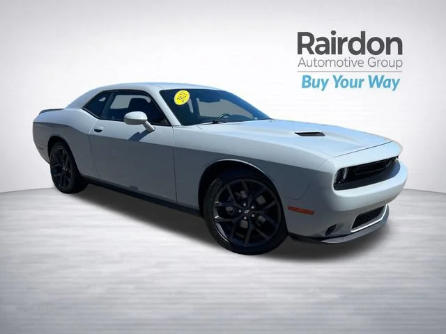 Used 2021 Smoke Show Dodge SXT image 1