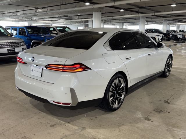 Used 2025 Mineral White Metallic BMW 530i image 8