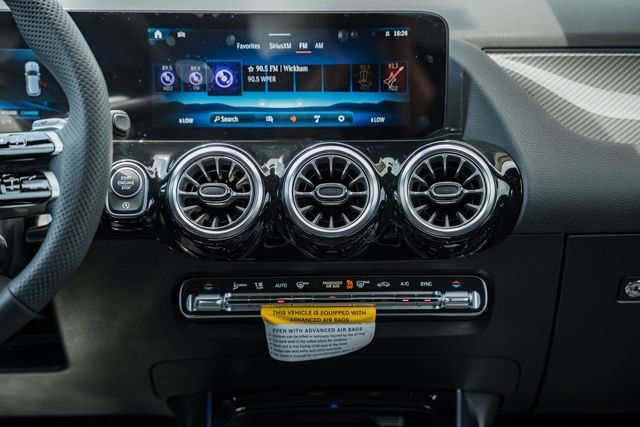 New 2026  Mercedes-Benz GLA 35 AMG® image 25