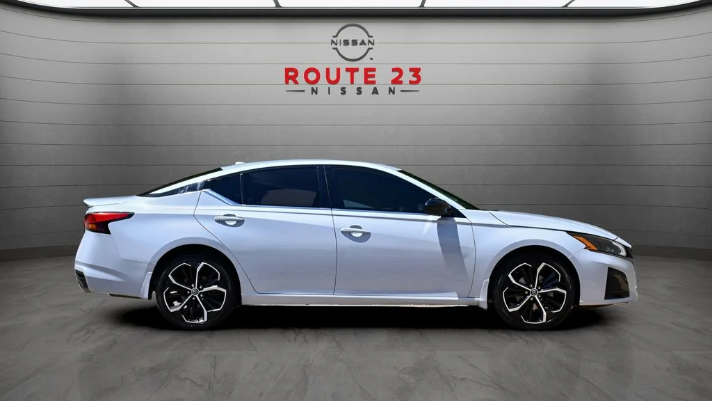 Certified Used 2024 Gray Nissan 2.5 SR image 9