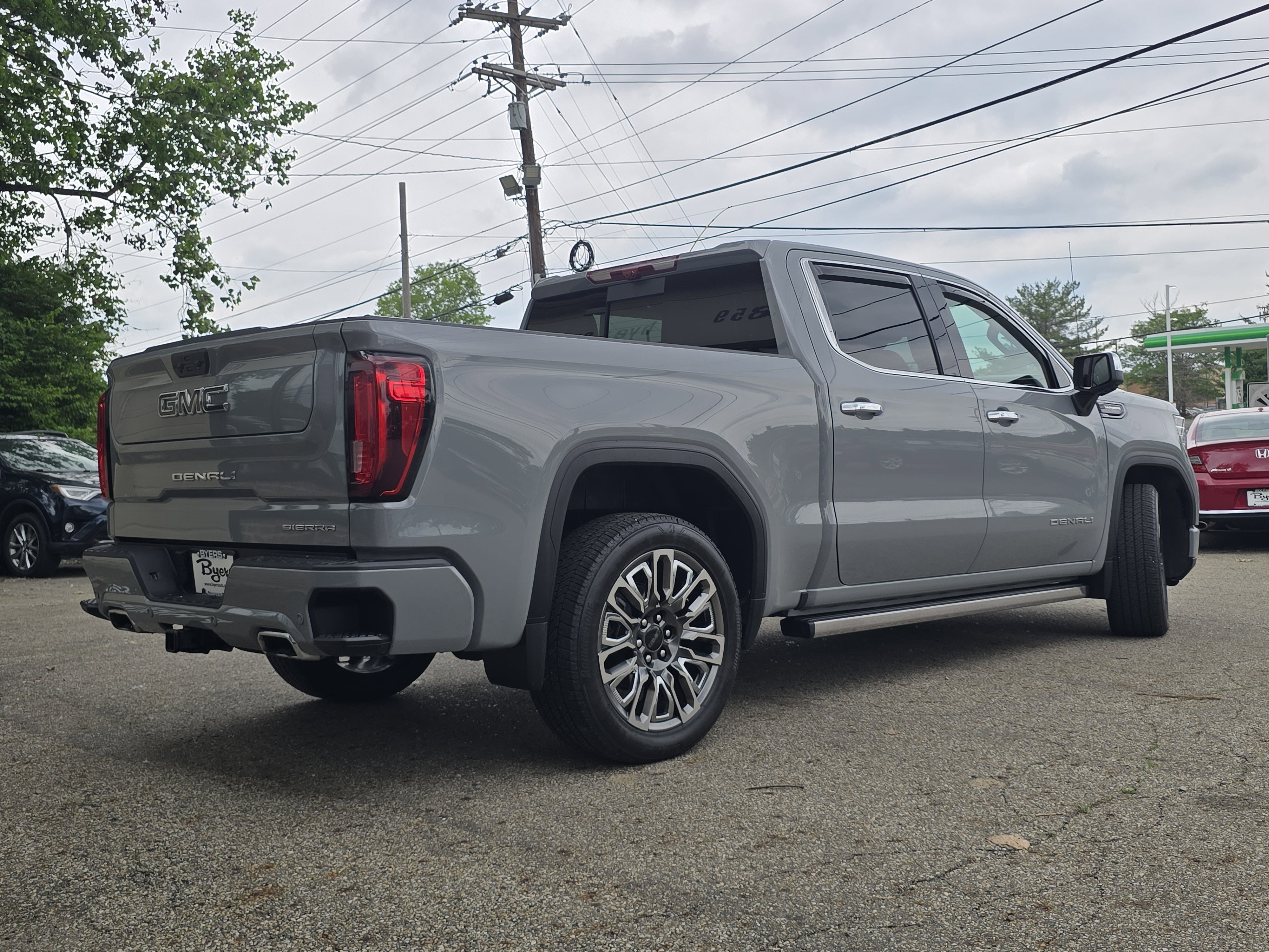 Used 2025 Thunderstorm Gray GMC Denali Ultimate image 21