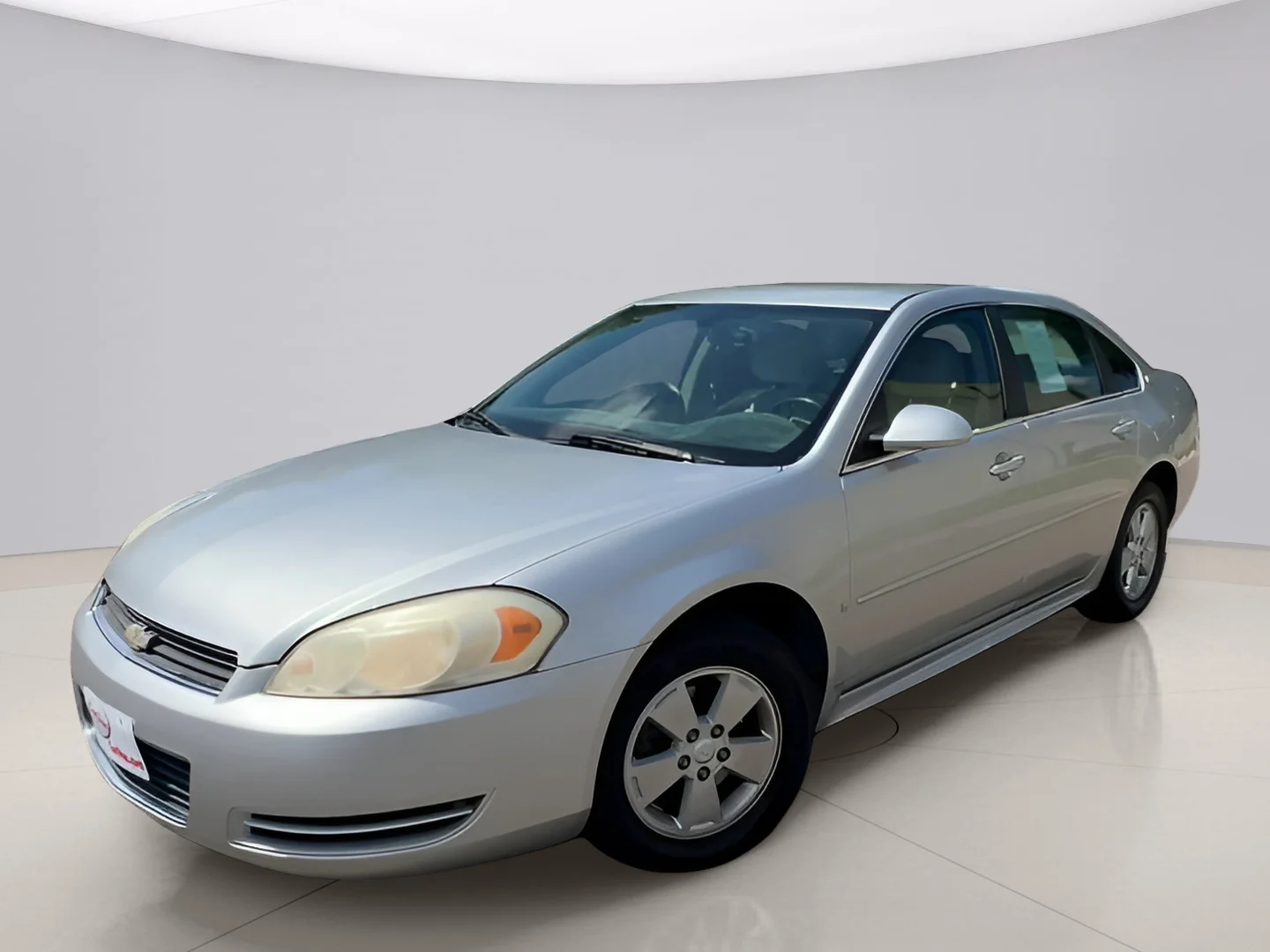 Used 2009 Silver Chevrolet LT image 4