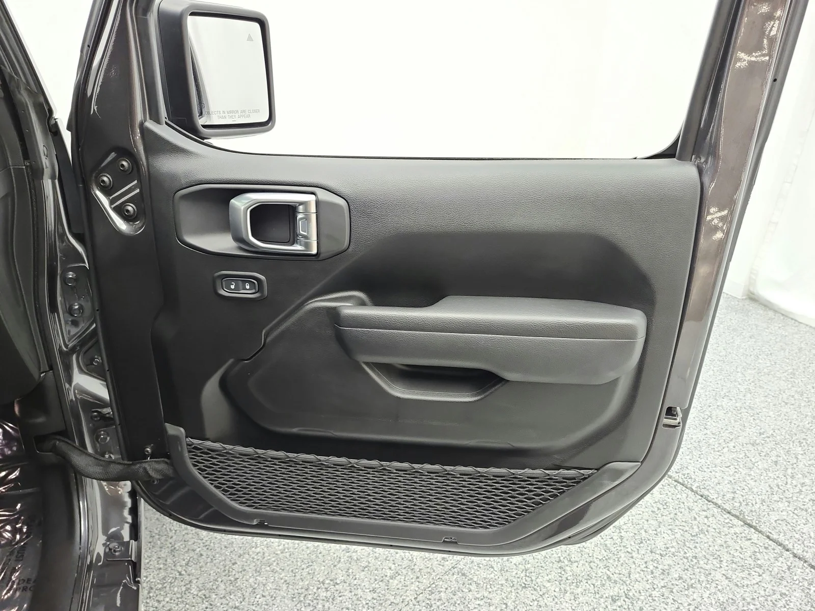 Used 2024 Granite Crystal Metallic Clearcoat Jeep Sport S 4x4 image 20
