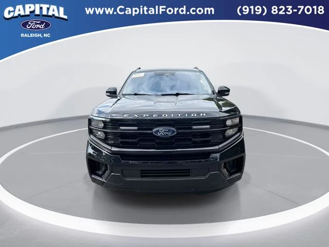 Used 2025 Black Ford Active image 3